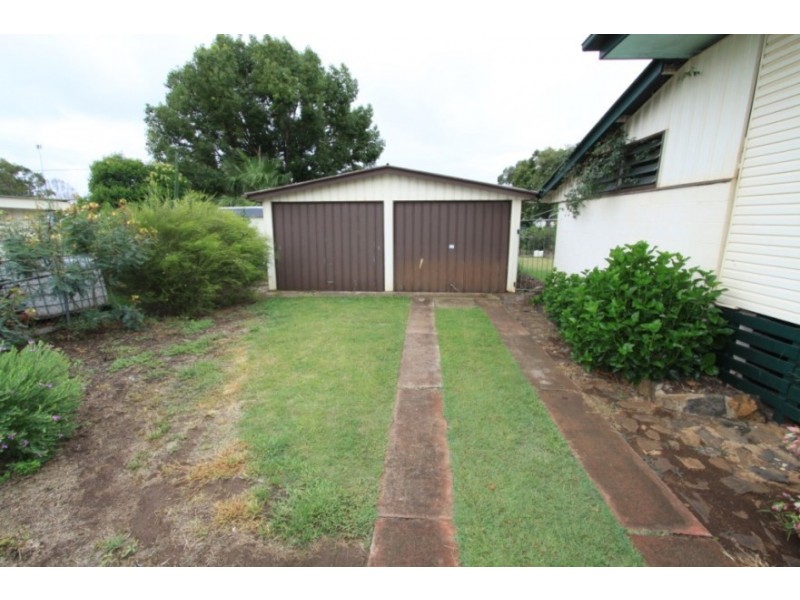 36 Gladys Street, Kingaroy QLD 4610