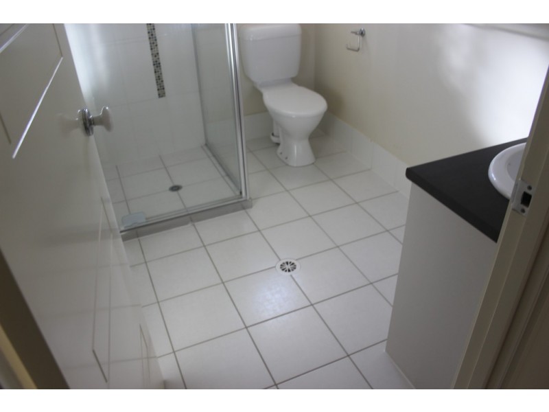 6b Parkside, Kingaroy QLD 4610