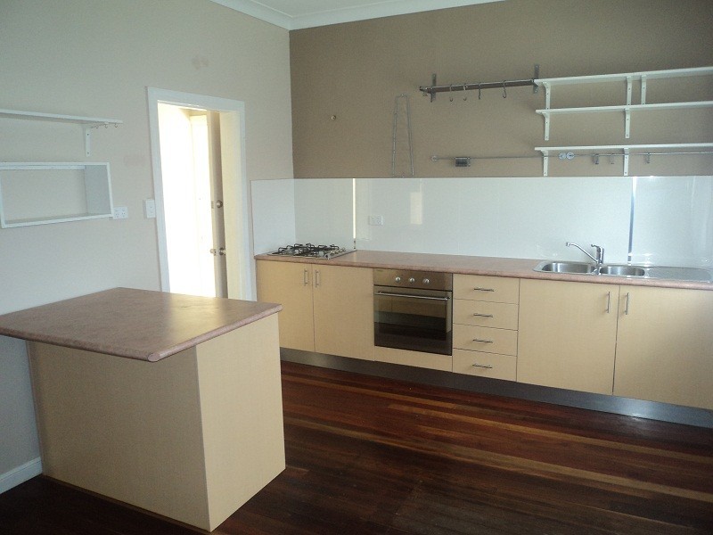 4 Moonya Street, Kingaroy QLD 4610