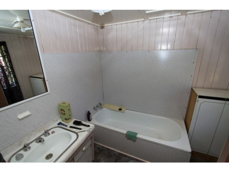 Memerambi QLD 4610
