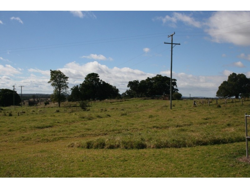 Wattle Grove QLD 4610