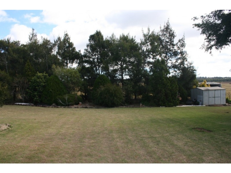 Wattle Grove QLD 4610