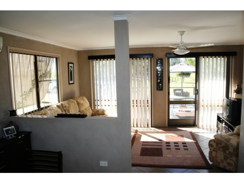 Ellesmere QLD 4610