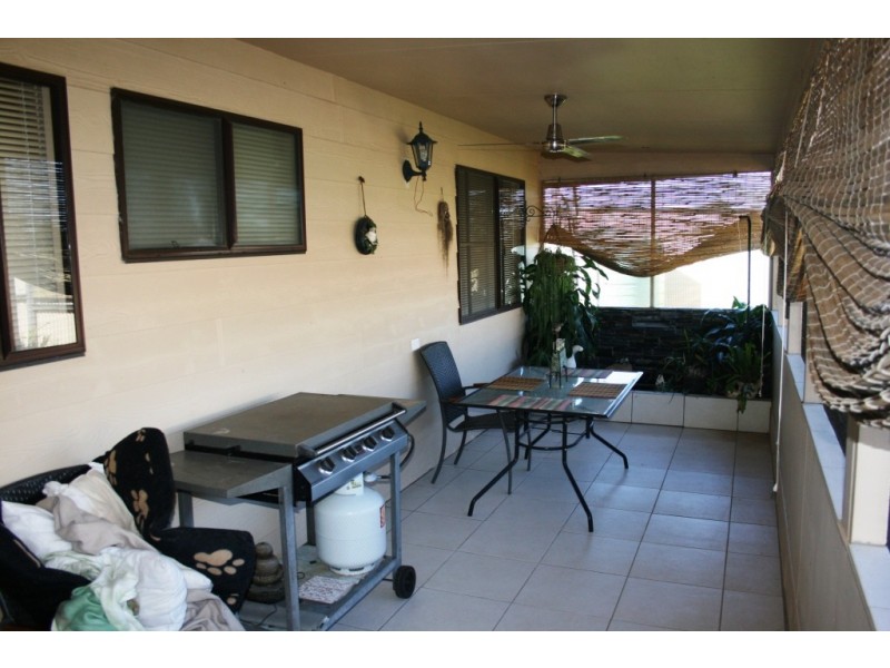Ellesmere QLD 4610