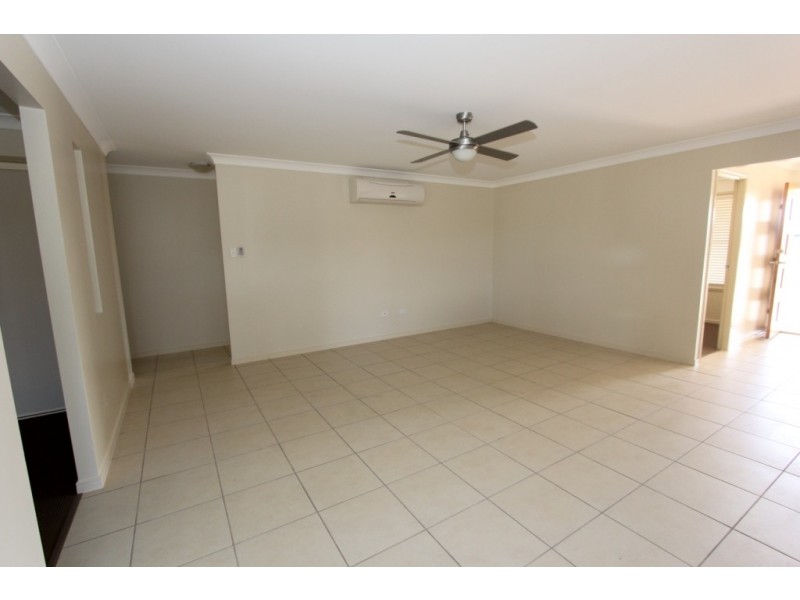 40 Rosella Pde, Kingaroy QLD 4610