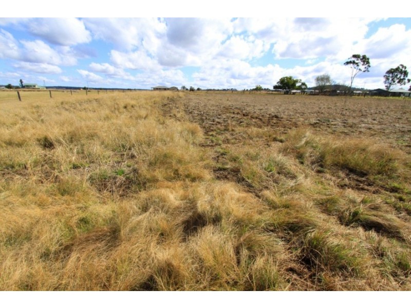 13-15 First Avenue, Kingaroy QLD 4610