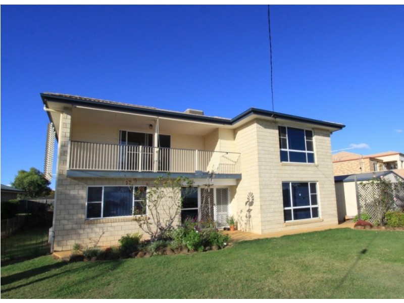 39 Windsor Circle, Kingaroy QLD 4610
