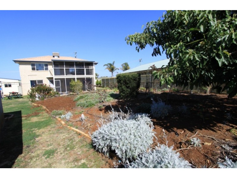 39 Windsor Circle, Kingaroy QLD 4610