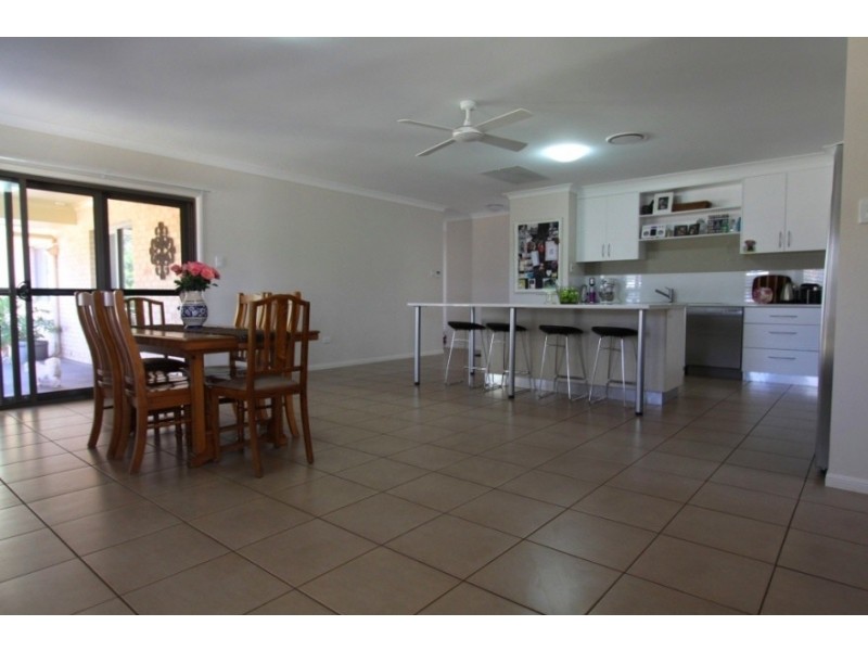 21-23 Lorikeet Cres, Kingaroy QLD 4610
