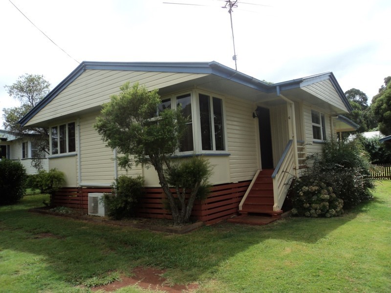 6 Murphy Street, Kingaroy QLD 4610