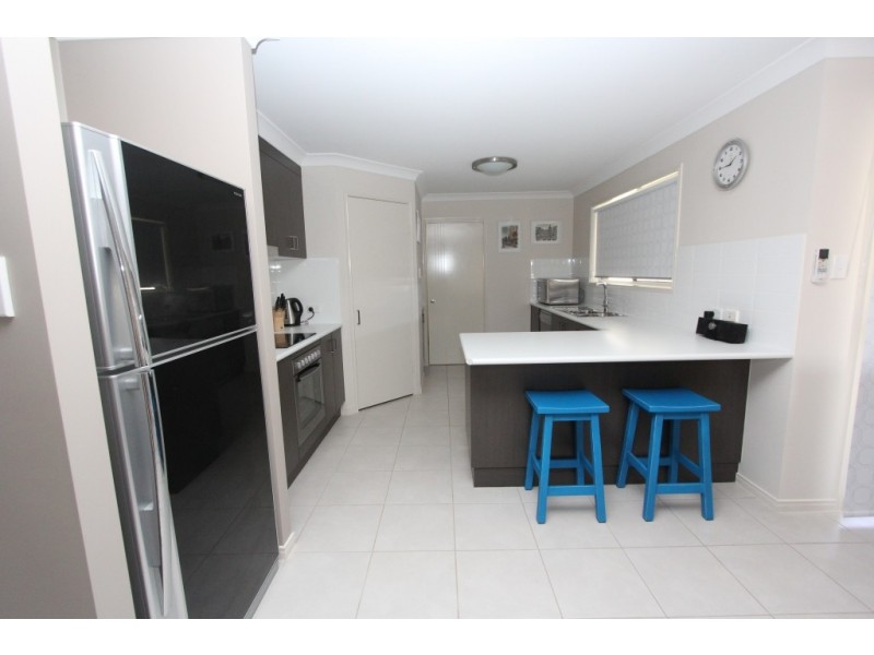 11 Nobby Way, Kingaroy QLD 4610