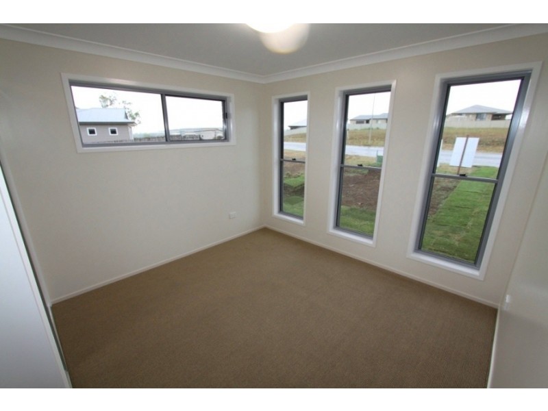 70 Banksia Drive, Kingaroy QLD 4610