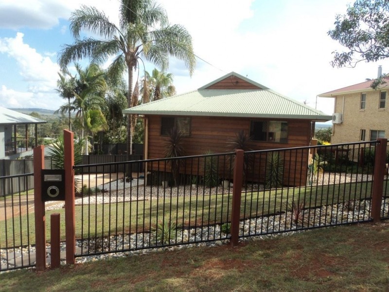 3 Adermann Drive, Kingaroy QLD 4610