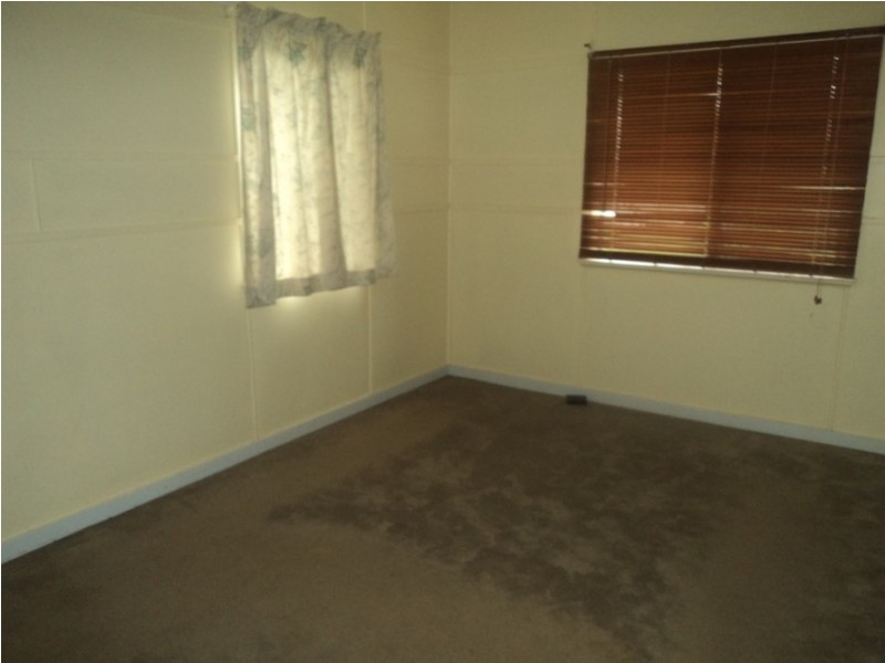 18 Kefford St, Kingaroy QLD 4610