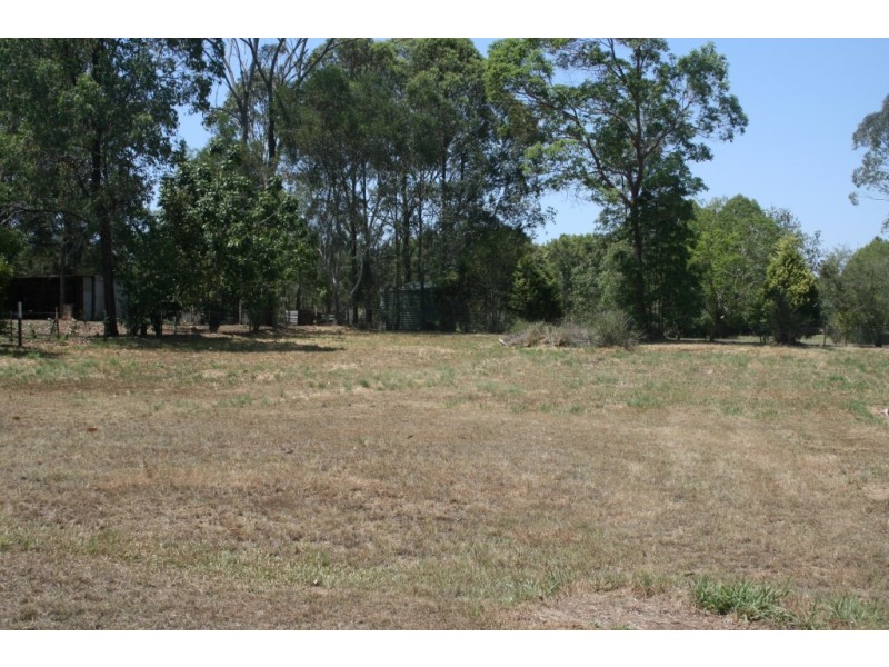 19 Blackbutt, Blackbutt QLD 4306