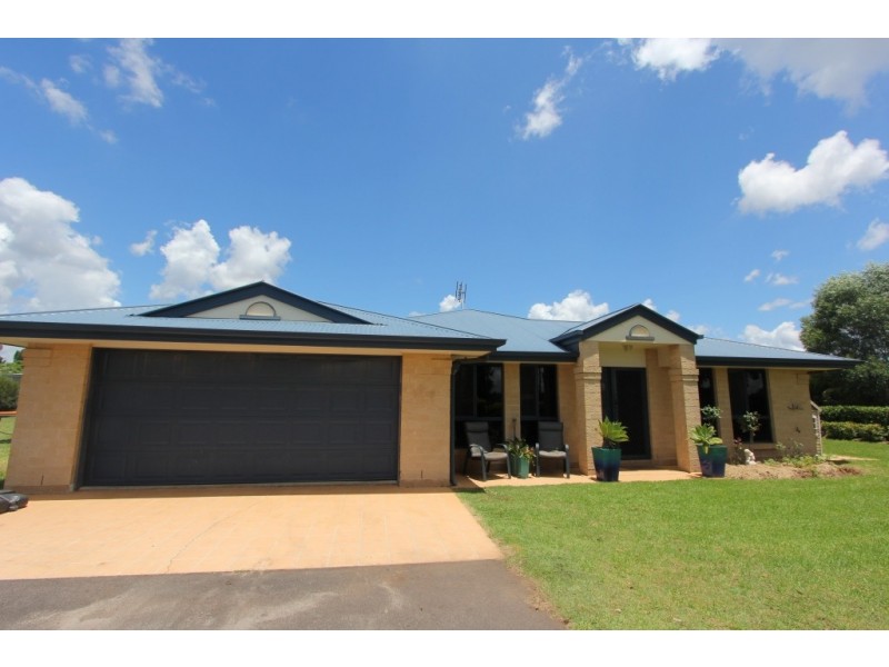 11 Tidar Crt, Kingaroy QLD 4610