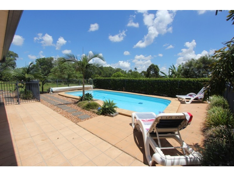 11 Tidar Crt, Kingaroy QLD 4610