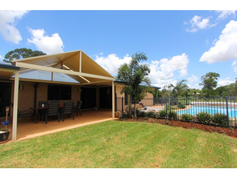 11 Tidar Crt, Kingaroy QLD 4610
