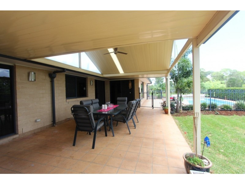 11 Tidar Crt, Kingaroy QLD 4610