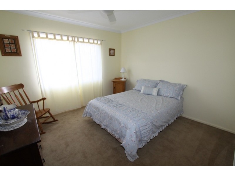 19 Adermann Drive, Kingaroy QLD 4610