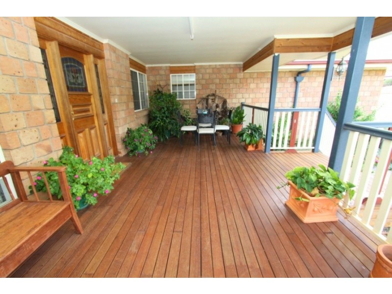 19 Adermann Drive, Kingaroy QLD 4610