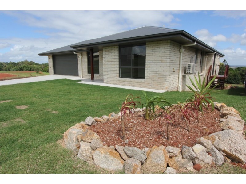 21 Bernard Cres, Kingaroy QLD 4610