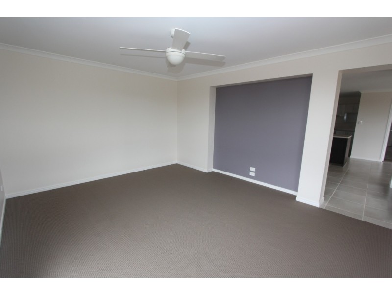 21 Bernard Cres, Kingaroy QLD 4610