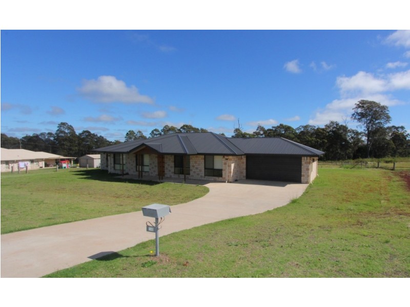 54 Premier Drive, Kingaroy QLD 4610
