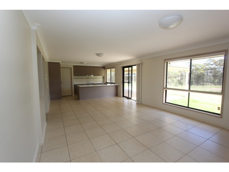 54 Premier Drive, Kingaroy QLD 4610