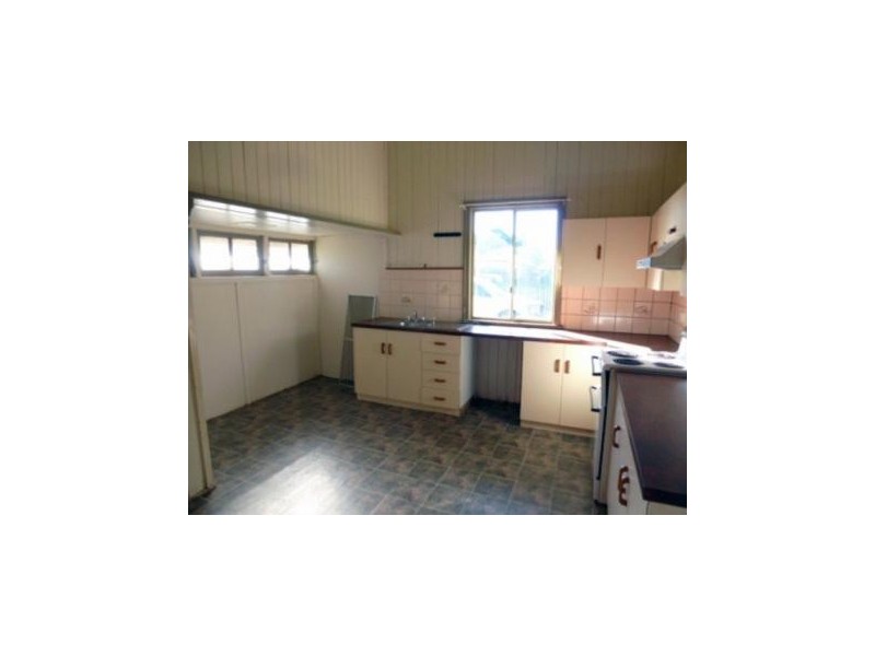 122 Haly Street, Kingaroy QLD 4610