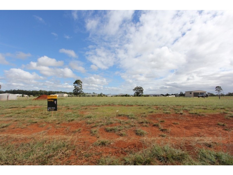 106 to 108 Rosella Pde, Kingaroy QLD 4610