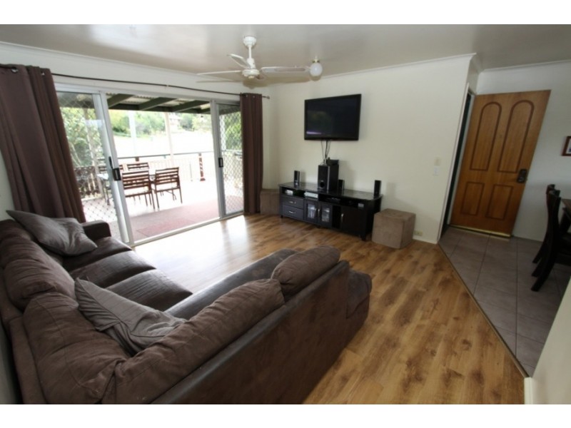 1 McDougall Street, Yarraman QLD 4614