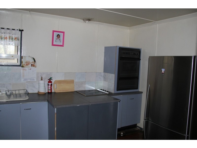 187 Maguire, Wattle Camp QLD 4615