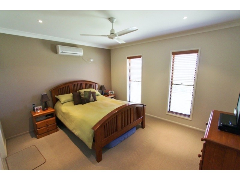 37-39 Premier Drive, Kingaroy QLD 4610