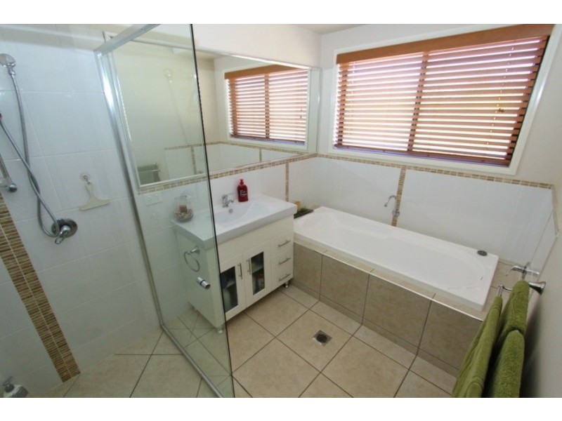 37-39 Premier Drive, Kingaroy QLD 4610