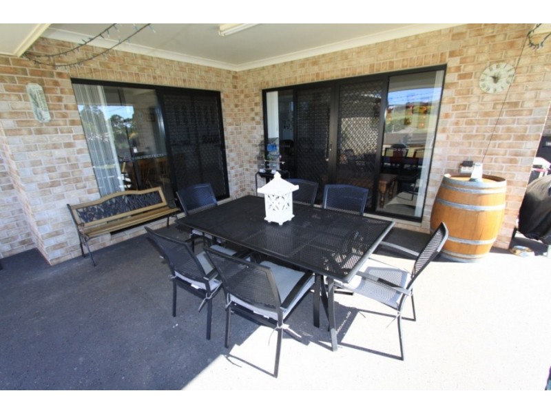 37-39 Premier Drive, Kingaroy QLD 4610