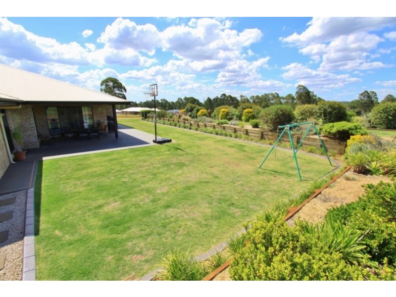 37-39 Premier Drive, Kingaroy QLD 4610