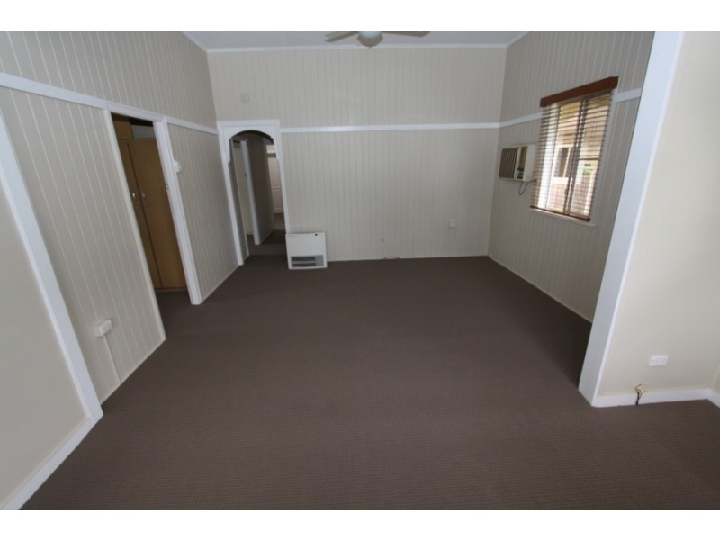 5 Toomey Street, Kingaroy QLD 4610