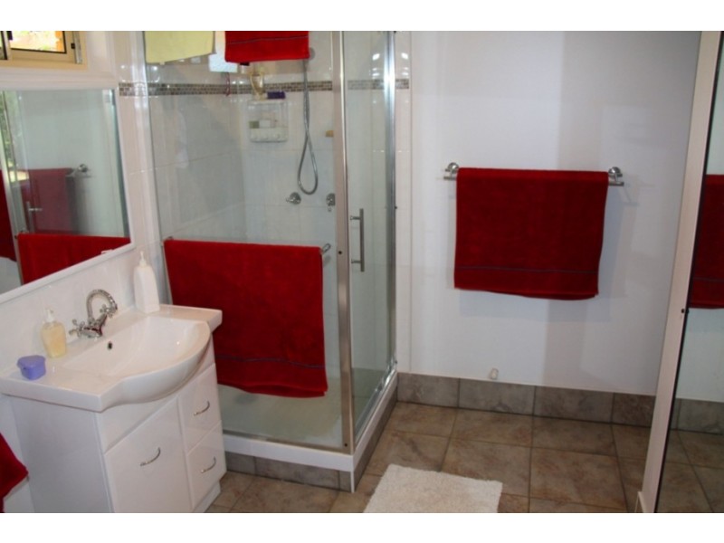 74 Harris Rd, Kingaroy QLD 4610