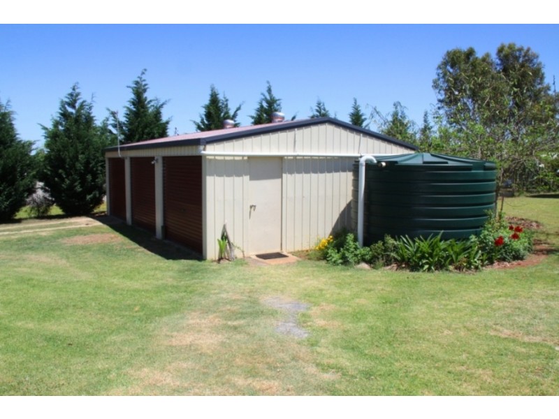 74 Harris Rd, Kingaroy QLD 4610