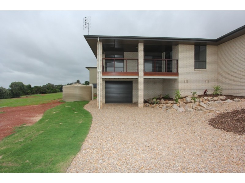 21 Bernard Cres, Kingaroy QLD 4610