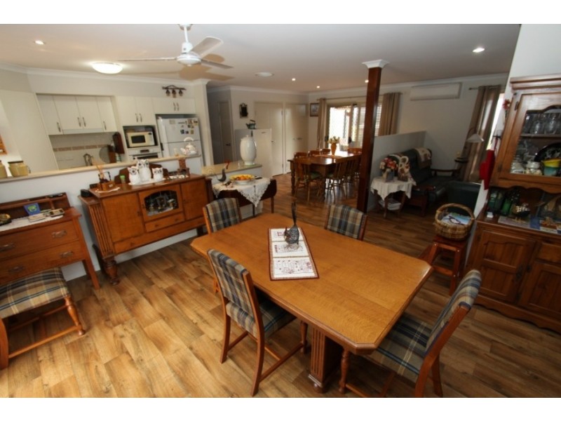 38 Sonaree Drive, Kingaroy QLD 4610