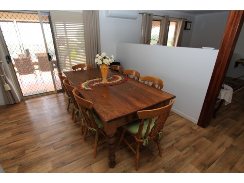 38 Sonaree Drive, Kingaroy QLD 4610