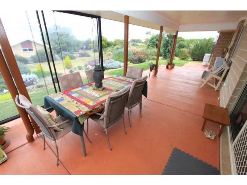 38 Sonaree Drive, Kingaroy QLD 4610