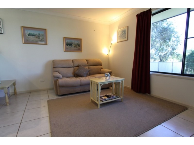 30 Windsor Circle, Kingaroy QLD 4610