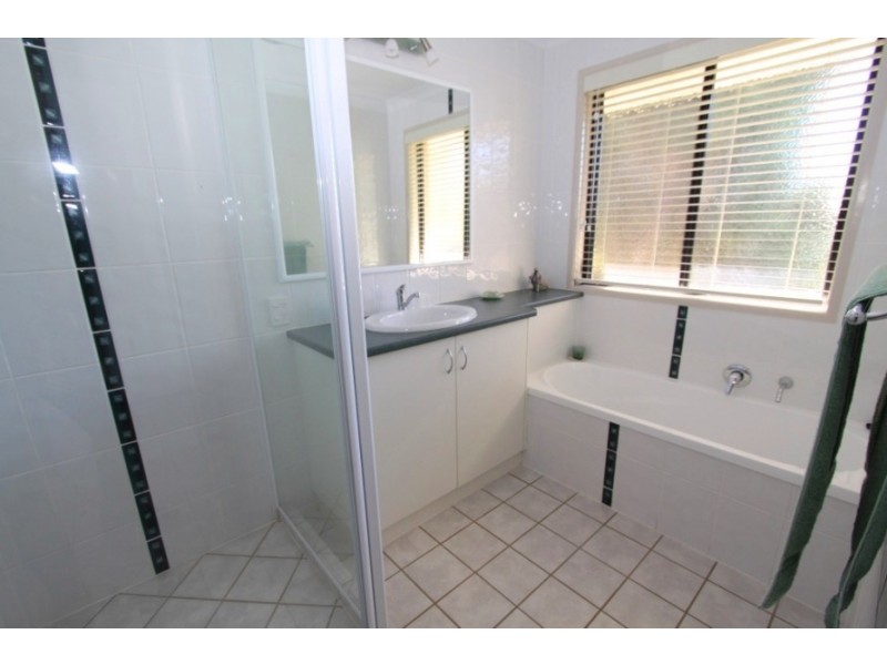 30 Windsor Circle, Kingaroy QLD 4610