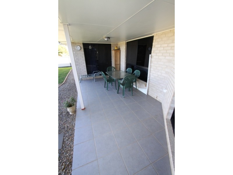 30 Windsor Circle, Kingaroy QLD 4610