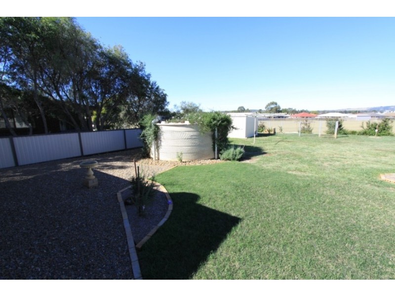 30 Windsor Circle, Kingaroy QLD 4610