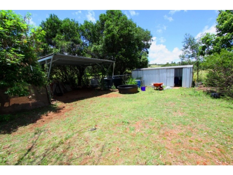 341 Izzards Rd, Nanango QLD 4615