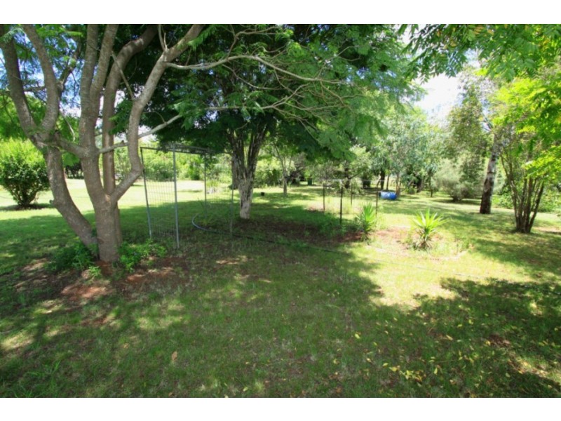 341 Izzards Rd, Nanango QLD 4615